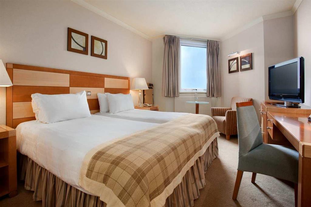 Grand Hotel Blackpool Room photo
